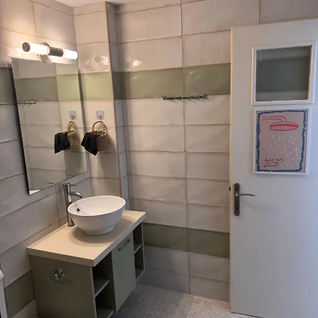 شقة فندقية Esperos Apartments&studios