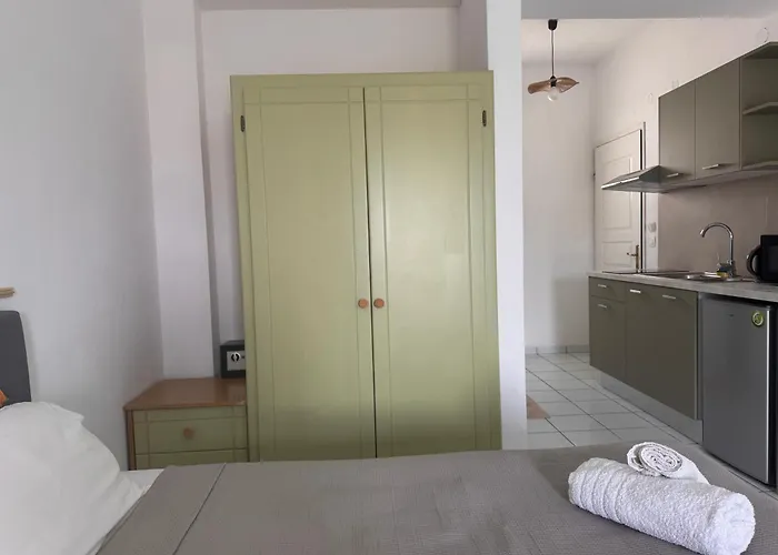 Aparthotel Esperos Apartments&studios